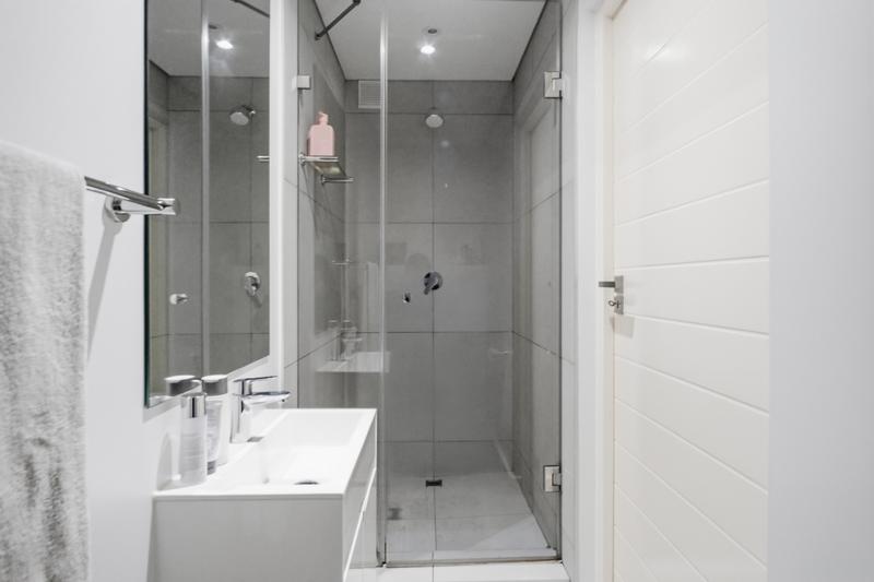 1 Bedroom Property for Sale in Claremont Upper Western Cape